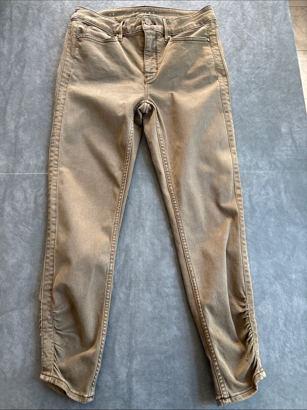 White House Black Market Slim Fit Ruched Ankle Pants - Tan Size 4